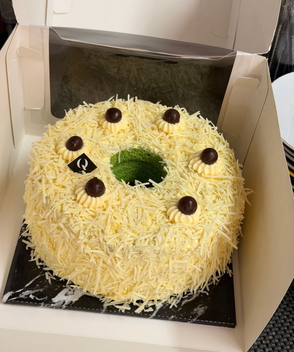 Pandan Cheese Chiffon